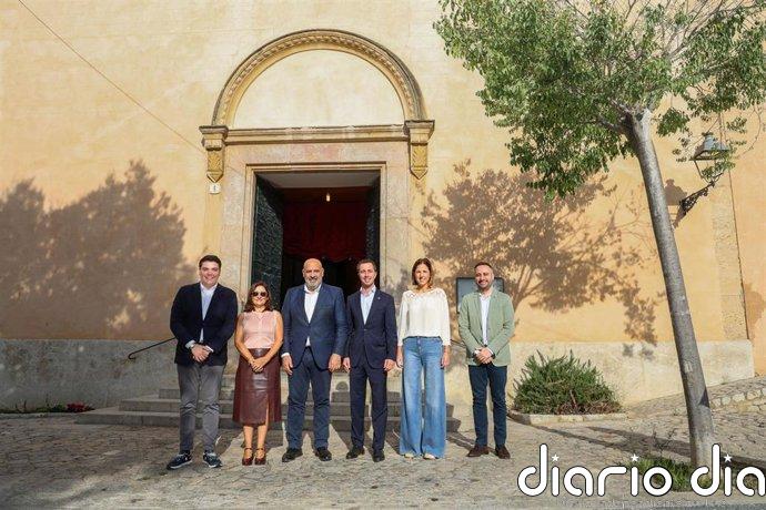 Restauran el portal mayor de la iglesia de la Inmaculada Concepción de Establiments