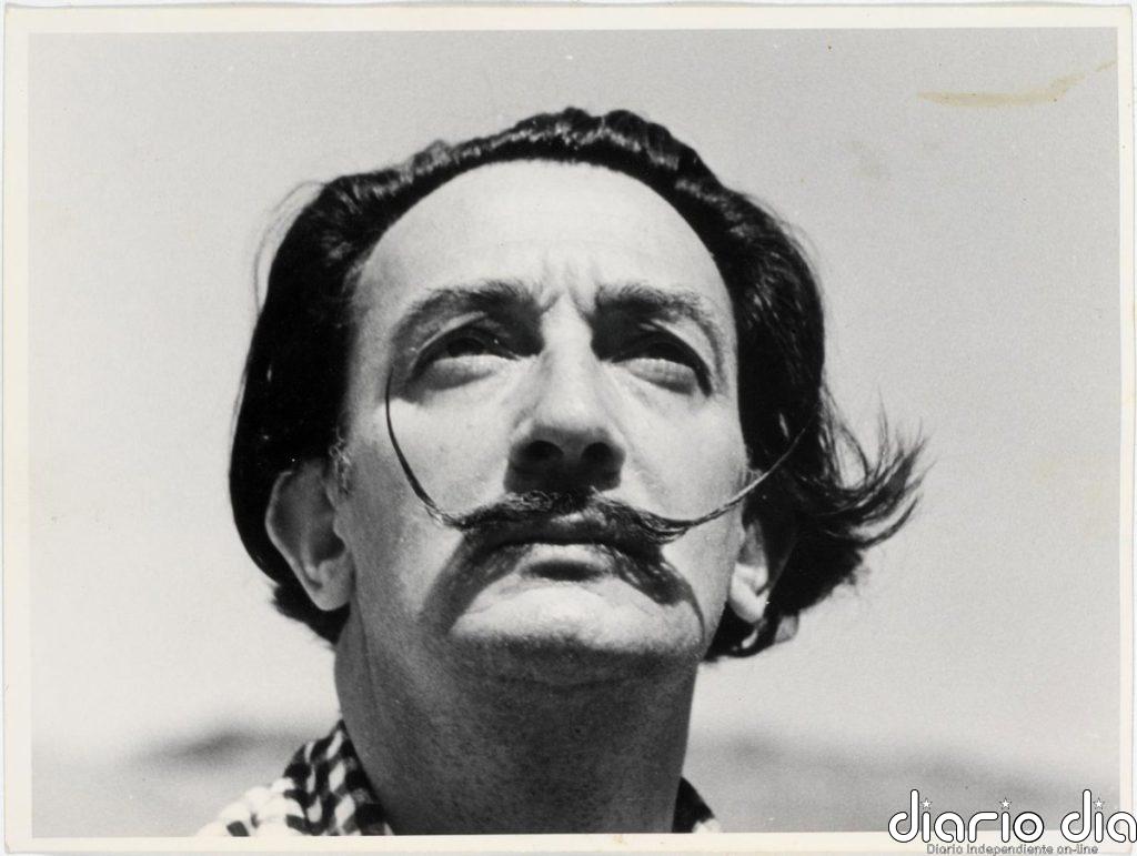 Roban un libro de valor incalculable y 210 kilos de peso con la cubierta de Salvador Dalí de un museo de Francia