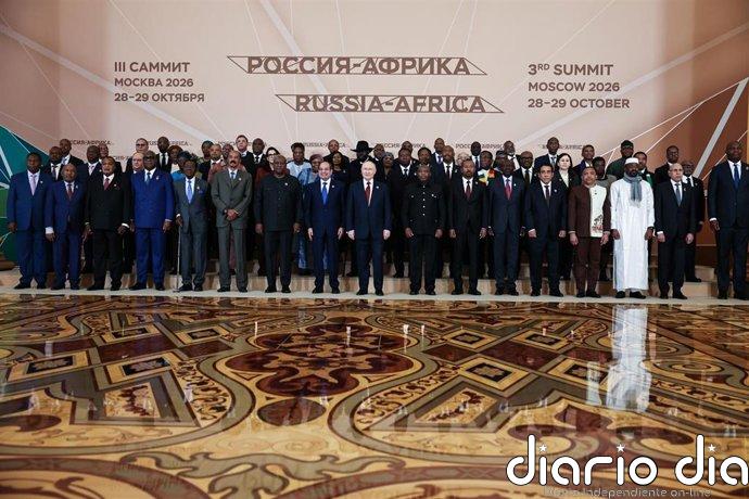 Rusia y sus aliados africanos acuerdan reforzar la cooperación en energía nuclear y fertilizantes