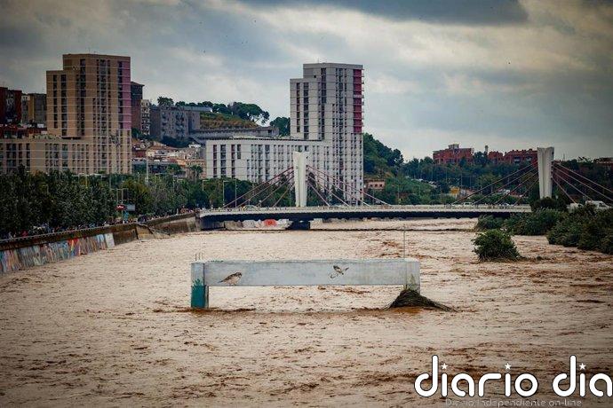 Sánchez lamenta la muerte de dos personas por el temporal de lluvia en Cataluña y hace un llamamiento a la precaución