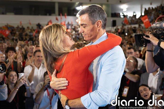 Sánchez lanza la precampaña apelando a la movilización y alertando contra "la motosierra" a las pensiones