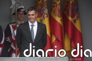 Sánchez, recibido con insultos, abucheos y pitos a su llegada al desfile de la Fiesta Nacional