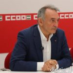 Santiago (IU) espera "una sola candidatura a la izquierda del PSOE" y asegura que su formación trabaja para ello