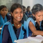 Se acortan las brechas de género en la educación en el mundo