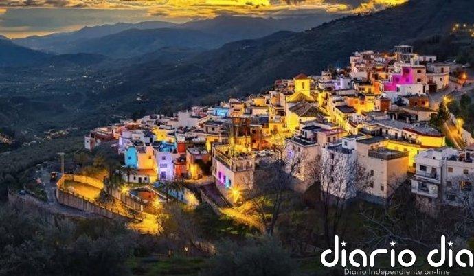 Soportújar demanda mayores ayudas de otras administraciones para "cuidar" el turismo que visita el Pueblo de las Brujas