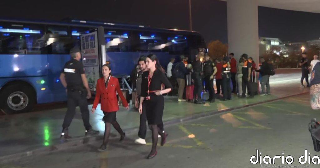 Supervivientes del accidente llegan a Sevilla: “Gracias a Dios lo podemos contar”