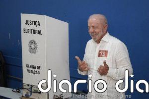 Telefónica y Santander se desploman en Bolsa tras la victoria electoral de Lula da Silva en Brasil