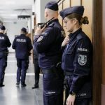 Tres mujeres heridas tras un nuevo ataque con arma blanca en una escuela en Varsovia