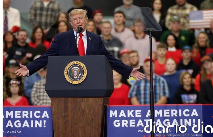 Trump pide fusilar a quienes filtran información confidencial e ironiza con la falta de líderes en Irán