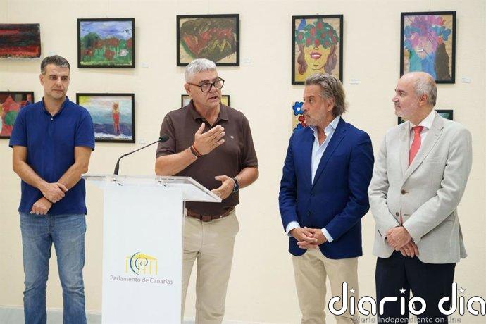 Un exposición de pintura elaborada por una treintena de pacientes del Hospital Psiquiátrico llega al Parlamento