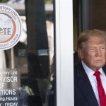 Un juez rechaza la petición de Trump de bloquear 20.000 votos en California de cara a las ‘midterms’
