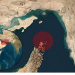Un petrolero se incendia en el estrecho de Ormuz tras sufrir un impacto que Irán atribuye al choque con una mina