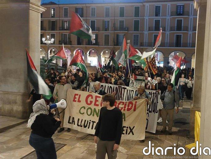 Unas 1.000 personas marchan en Palma para advertir que el genocidio en Palestina continúa pese al "falso alto al fuego"