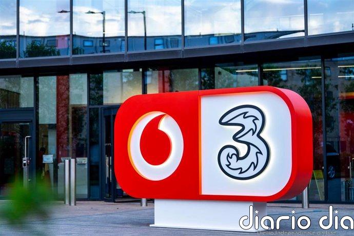 Vodafone eleva la meta de ahorro de costes para su negocio en Reino Unido, VodafoneThree