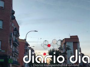 Ya es Navidad en Madrid, o casi, con la instalación de las luces y 900.000 euros más de presupuesto