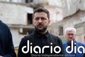 Zelenski afirma que parece que Trump está intentando forzar una capitulación de Ucrania ante Rusia