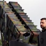 Zelenski anuncia el primer lanzamiento en combate del misil balístico táctico ucraniano FP-7