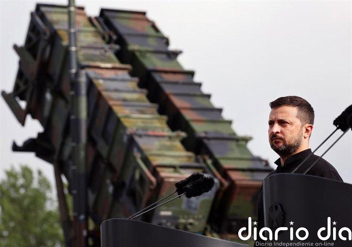 Zelenski anuncia el primer lanzamiento en combate del misil balístico táctico ucraniano FP-7